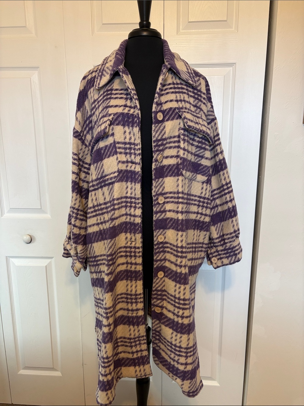 NWT Hers & Mine Purple Cream Plaid Longline Shacket Coat Size Medium.